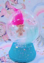 Load image into Gallery viewer, Troll Globe Foaming Bomb (Cotton Candy) Unicorn Magic Bomb and Potion